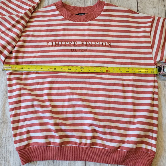 Forever 21 Striped Limited Edition Sweatshirt Size Large - Picture 6 of 6
